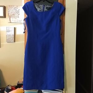 Tahari by Arthur S. Levine body-con dress size 2